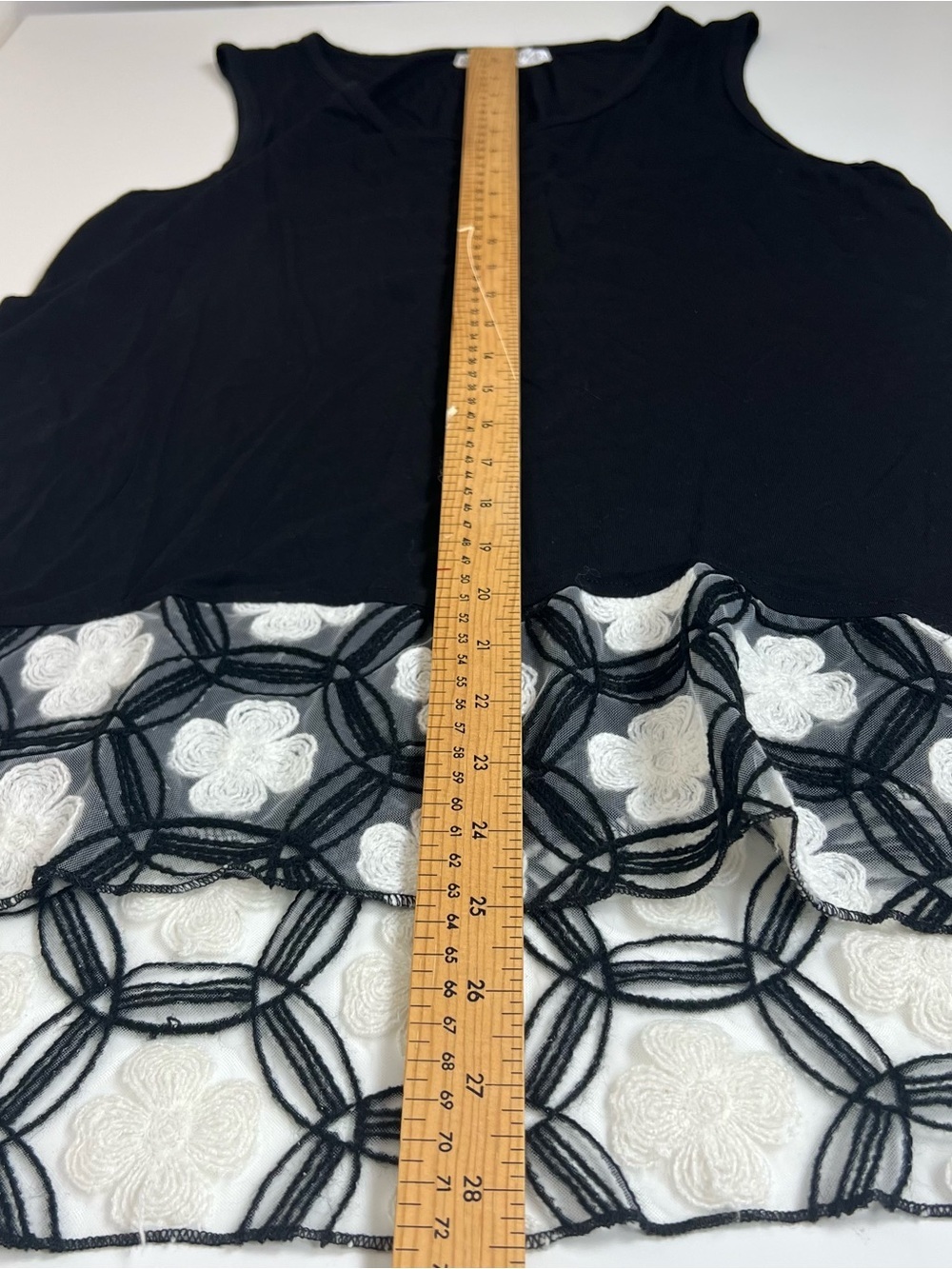 Boo Radley Australia Black Tunic Tank Top Embroidered Lace Hem-Size Large - Picture 6 of 6
